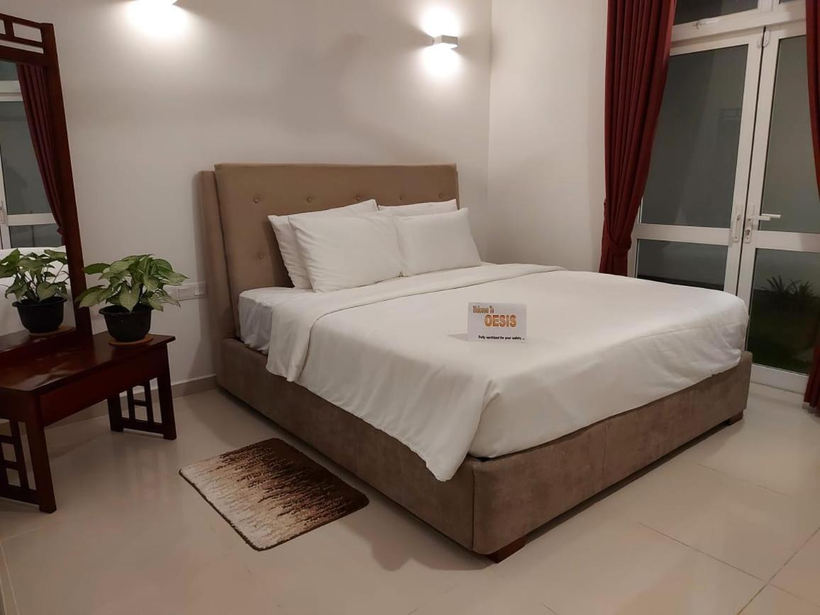 Oesis - Stylish Villa Steps From Historic Galle Fort Экстерьер фото